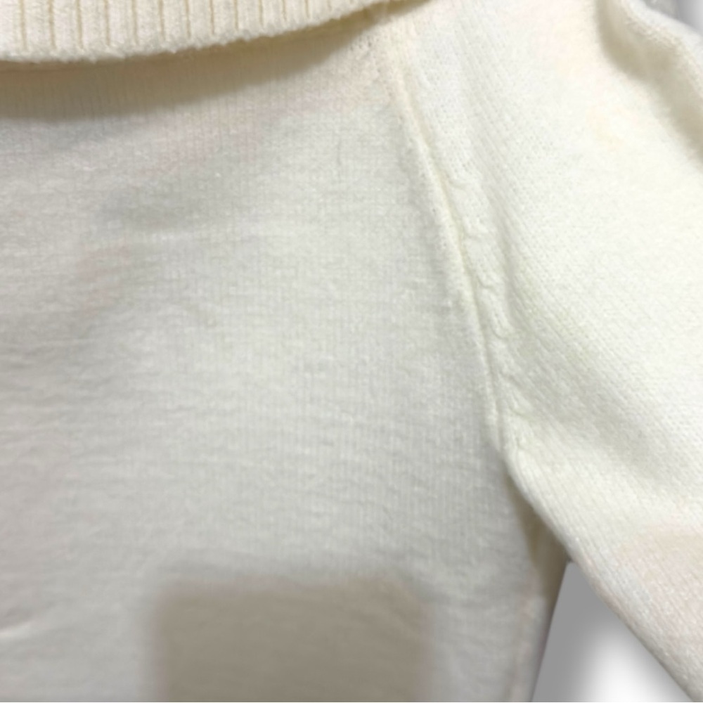 512 PRETTY GARDEN | NWOT Women’s Cream Off-Shoulder Foldover Neck Sweater (sz M) - Picture 9 of 16